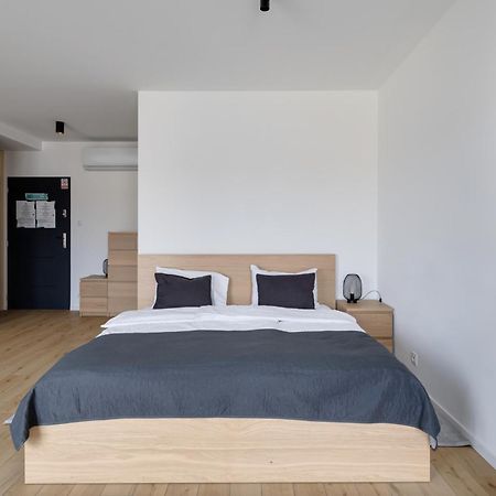 Poznan Apartments Towarowa Bagian luar foto