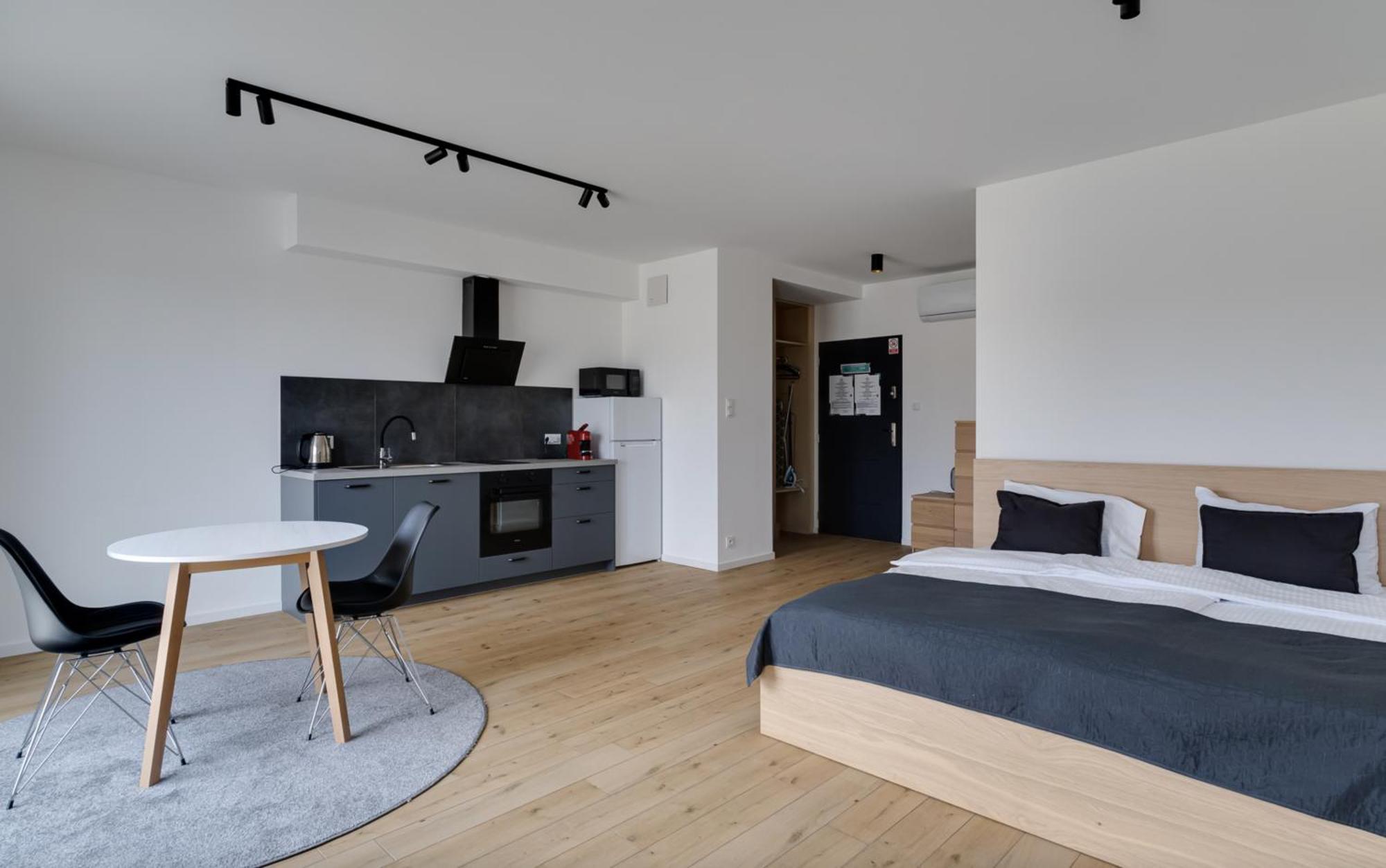 Poznan Apartments Towarowa Bagian luar foto